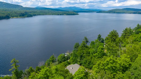 $1,924,999 | 536 East Shore Drive, Horicon, NY 12808