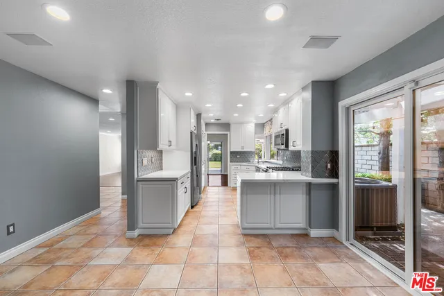 $1,170,000 | 26065 Bellis Drive, Valencia, CA 91355