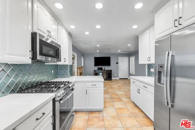 $1,170,000 | 26065 Bellis Drive, Valencia, CA 91355