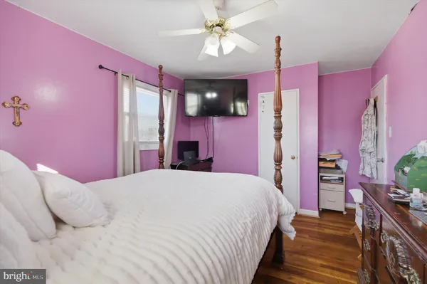 $529,900 | 13006 Parkland Drive, Rockville, MD 20853