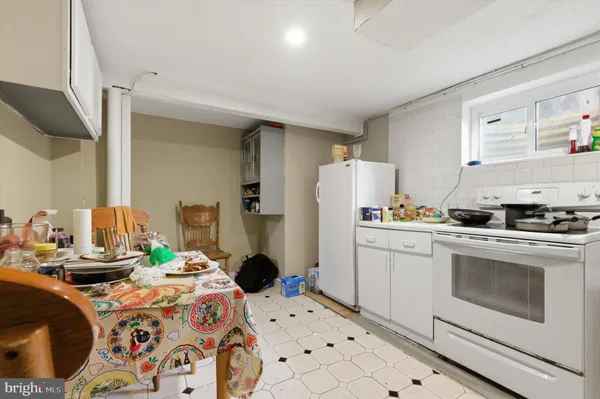 $529,900 | 13006 Parkland Drive, Rockville, MD 20853