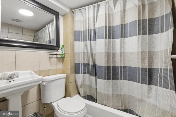 $529,900 | 13006 Parkland Drive, Rockville, MD 20853