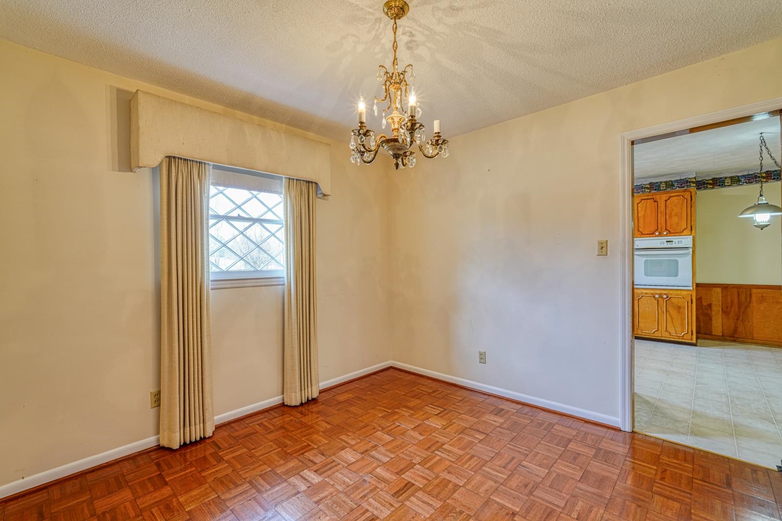 180 Herrle Road Campobello, SC 29322 - Photo 15 of 49