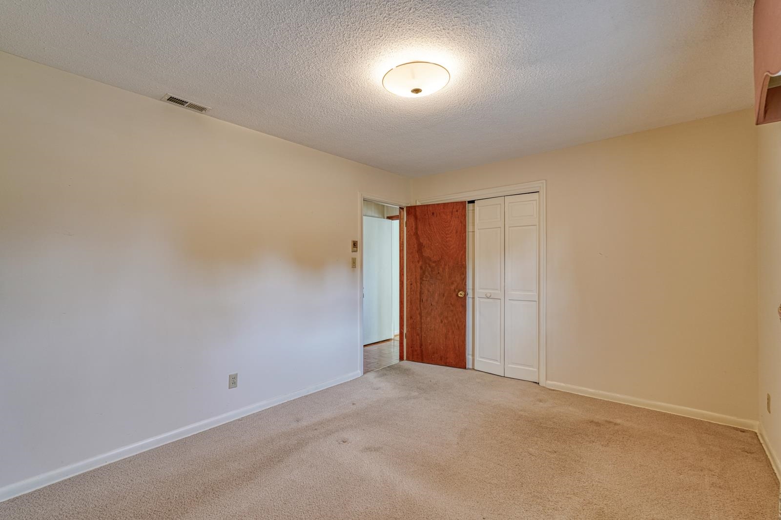 180 Herrle Road Campobello, SC 29322 - Photo 25 of 49