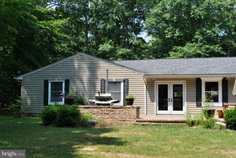 4036 Hanson Road White Plains, MD 20695 - Photo 23 of 30 Exterior (Rear)