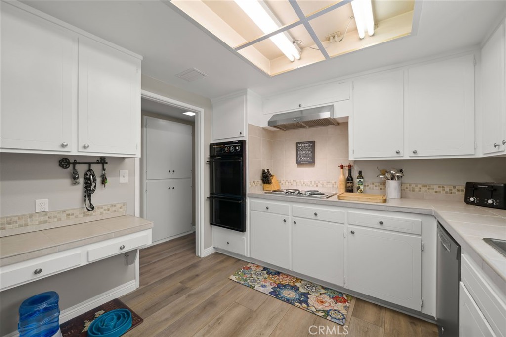 460 West Mission Road Corona, CA 92882 - Photo 15 of 41