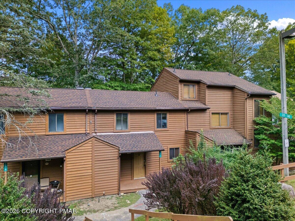 337 Crewe Court Bushkill, PA 18324 - Photo 1 of 24 09-Photo-8