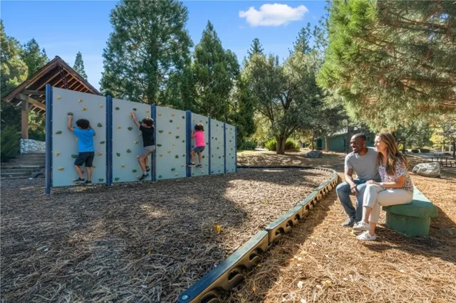 a view of outdoor space