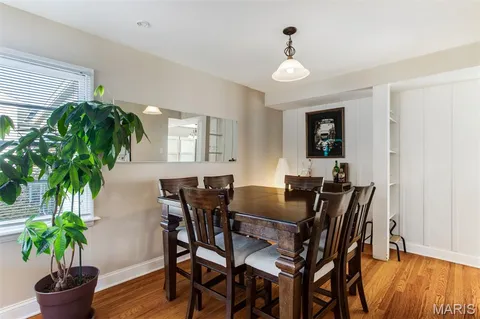 $300,000 | 176 Chatwood Terrace, Crestwood, MO 63126