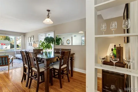 $300,000 | 176 Chatwood Terrace, Crestwood, MO 63126