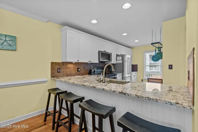 $735,000 | 209 N Avenue, Kure Beach, NC 28449