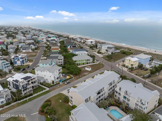 $735,000 | 209 N Avenue, Kure Beach, NC 28449