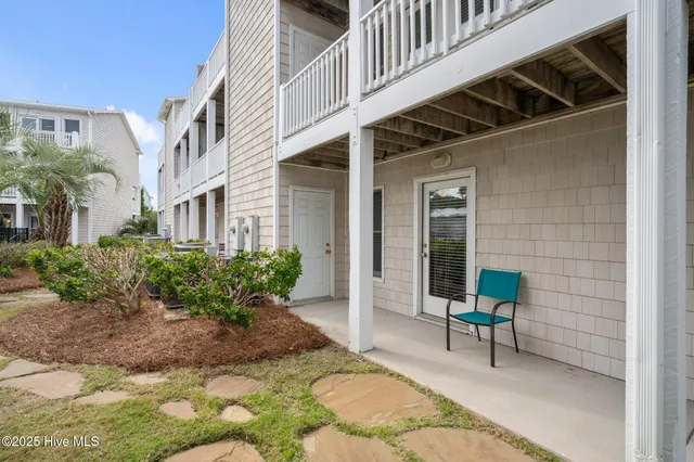 $735,000 | 209 N Avenue, Kure Beach, NC 28449