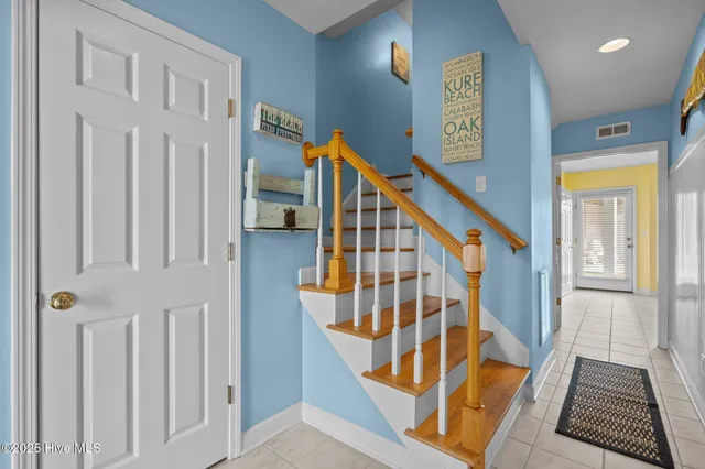 $735,000 | 209 N Avenue, Kure Beach, NC 28449