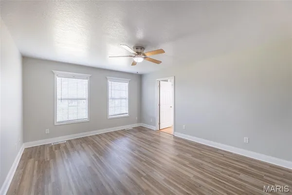 $218,900 | 354 Murfield Drive, Poplar Bluff, MO 63901