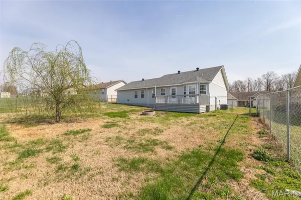 $218,900 | 354 Murfield Drive, Poplar Bluff, MO 63901
