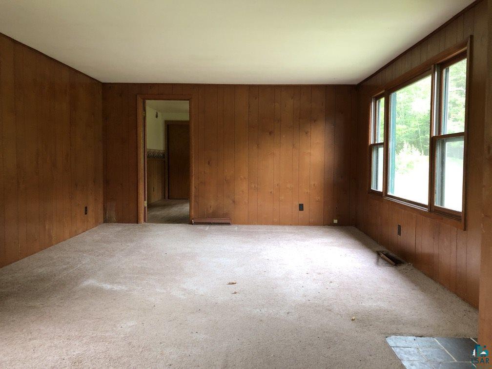 75198 Eichmann Road Glidden, WI 54527 - Photo 18 of 44 Living room