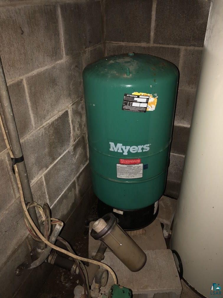 75198 Eichmann Road Glidden, WI 54527 - Photo 28 of 44 Newer pressure tank
