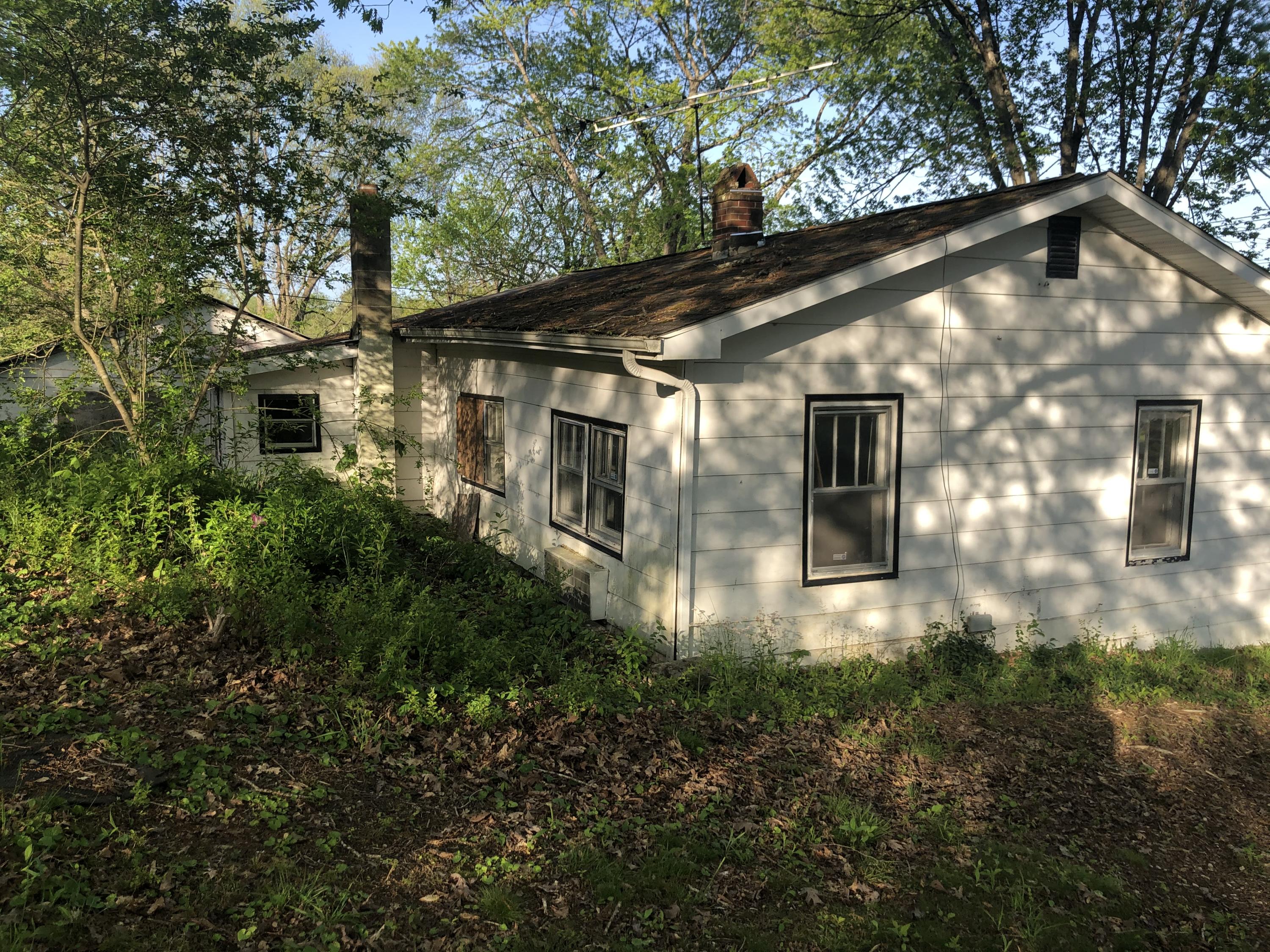 1301 Back Valley Road La Follette, TN 37766 - Photo 3 of 9 IMG_7715