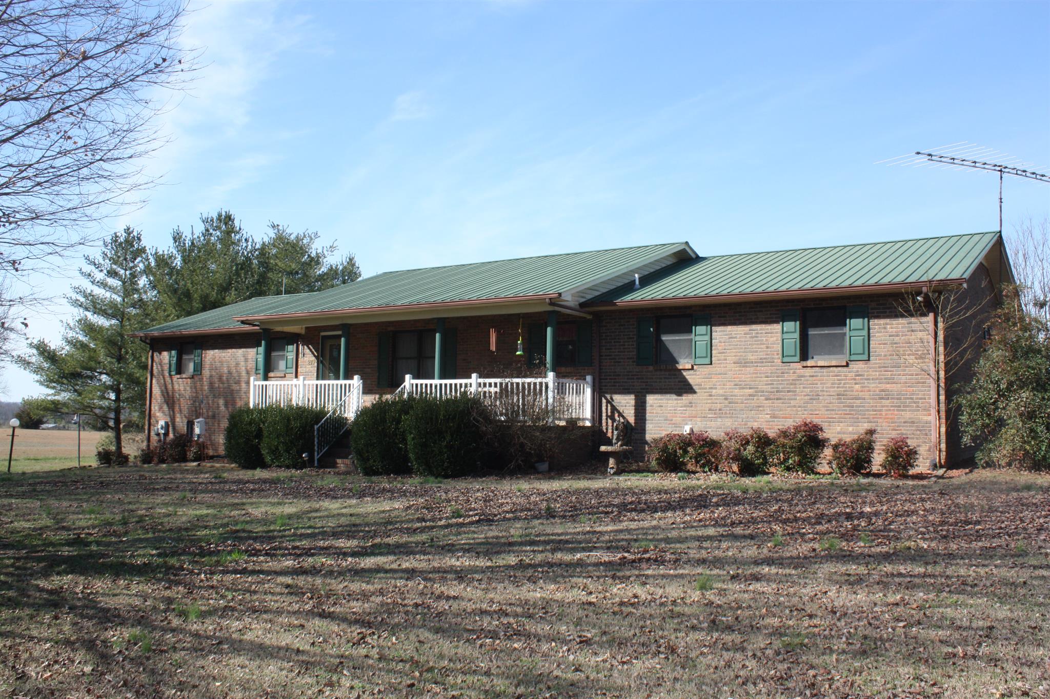 2756 Mt Zion Road Morrison, TN 37357 - Photo 1 of 30 a front view of a house with a yard