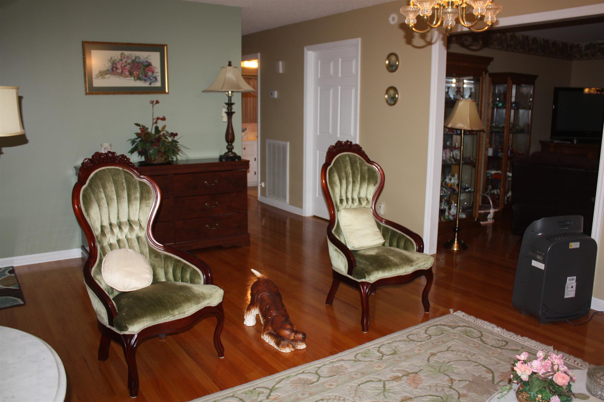 2756 Mt Zion Road Morrison, TN 37357 - Photo 24 of 30 a living room with furniture