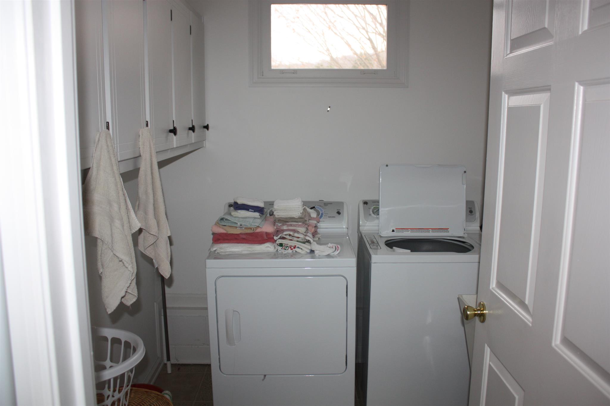 2756 Mt Zion Road Morrison, TN 37357 - Photo 29 of 30 a utility room with dryer and washer