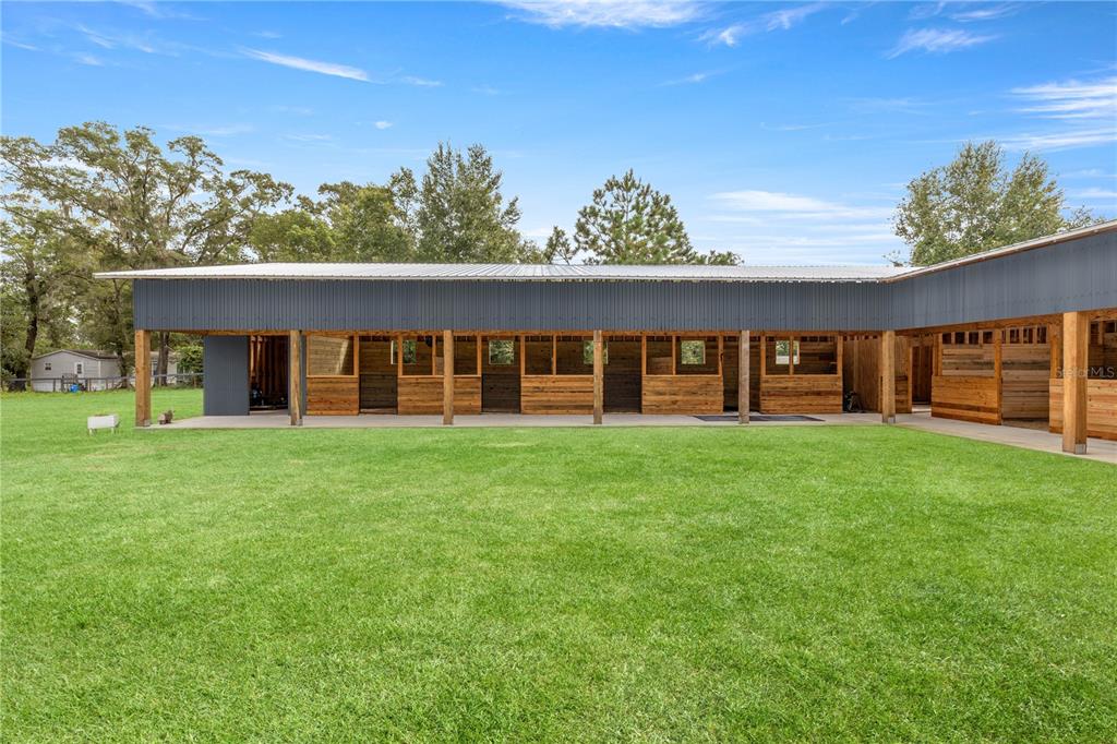 8106 Southwest 19th Place Ocala, FL 34481 - Photo 3 of 51