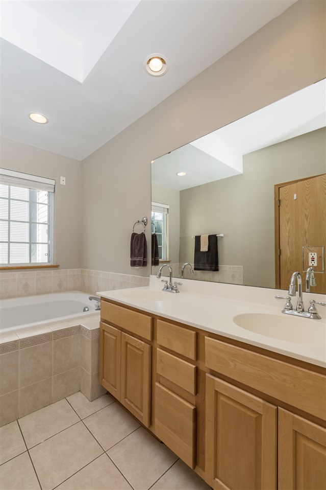 6591 Sonoma Road Rockford, IL 61114 - Photo 12 of 30 Gallery Image 12