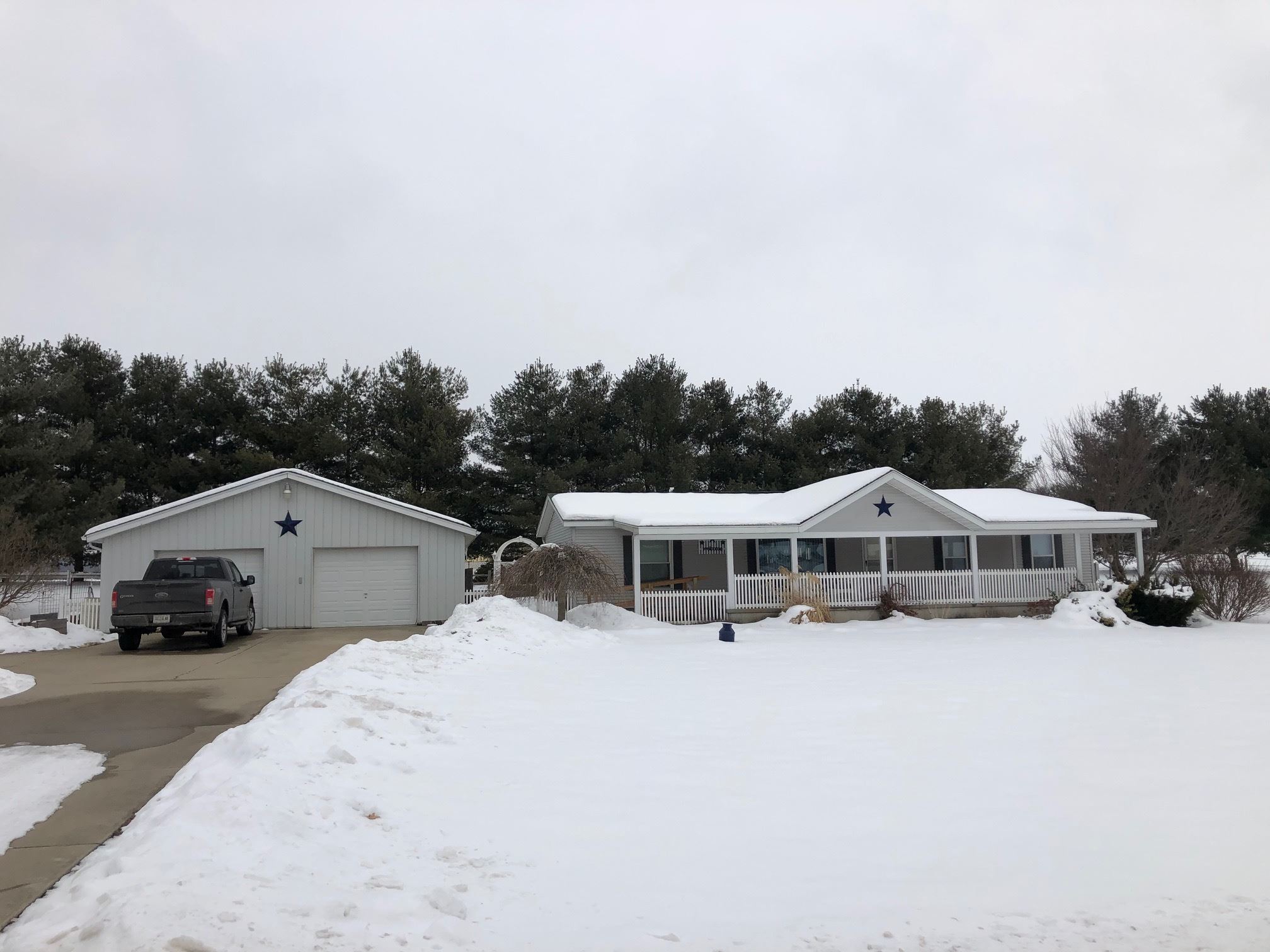 4097 North 750 West Rochester, IN 46975 - Photo 1 of 22