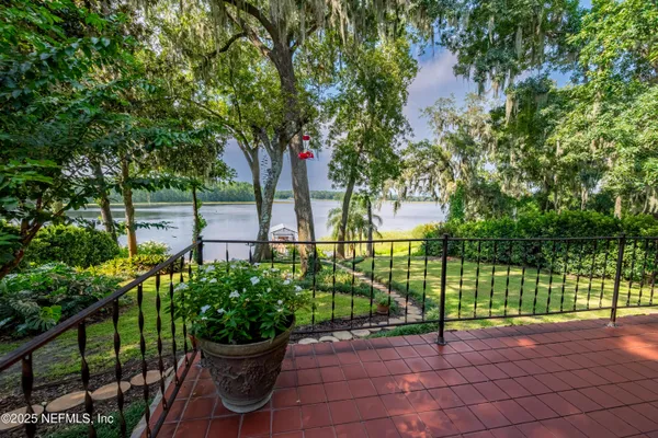 $645,000 | 8166 Alderman Road, Melrose, FL 32666