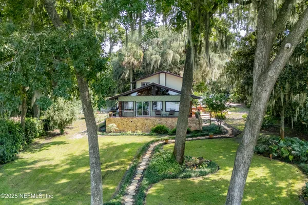 $645,000 | 8166 Alderman Road, Melrose, FL 32666