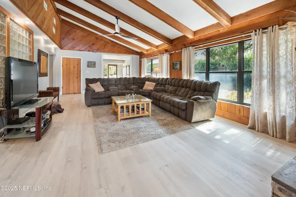 $645,000 | 8166 Alderman Road, Melrose, FL 32666