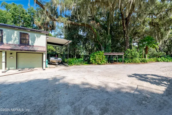 $645,000 | 8166 Alderman Road, Melrose, FL 32666