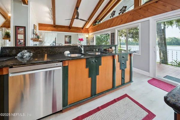 $645,000 | 8166 Alderman Road, Melrose, FL 32666