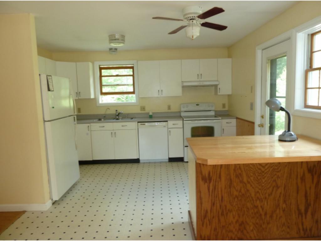 33 Deer Run Road Middleton, NH 03887 - Photo 4 of 10 Gallery Image 4