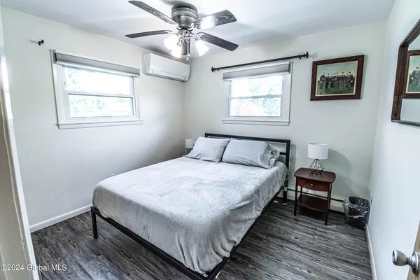 $2,900 | 297 West Circular Street, Saratoga Springs, NY 12866