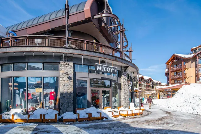 $1,125,000 | 1111 Forest Trail, Unit 1123, Mammoth Lakes, CA 93546