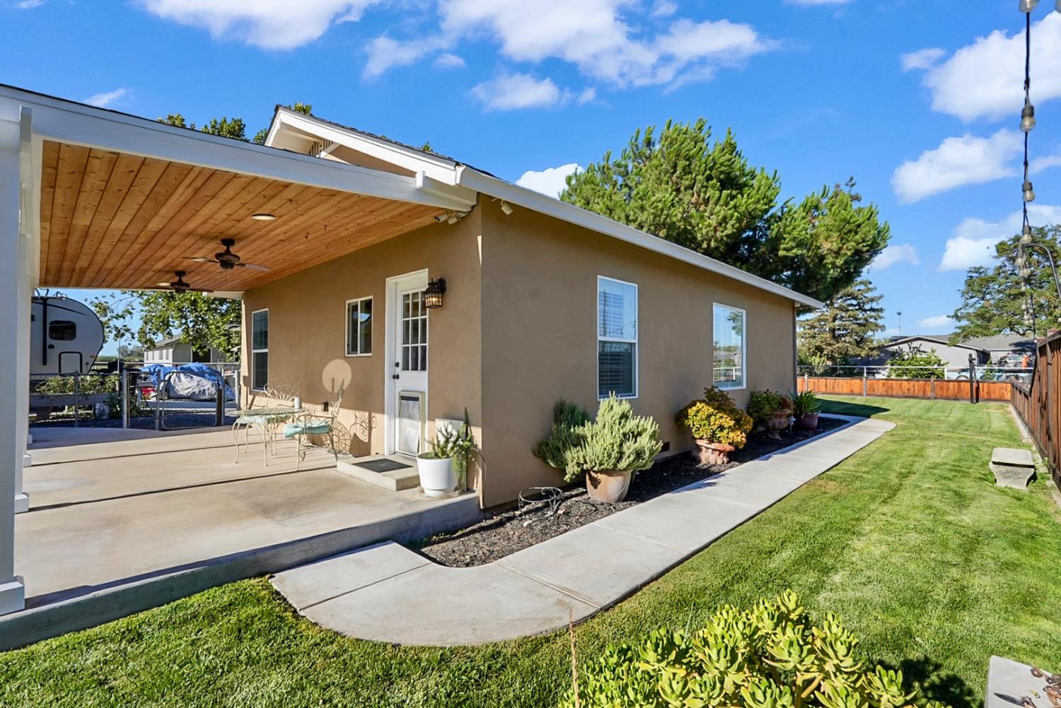 609 East Keyes Road Ceres, CA 95307 - Photo 21 of 28 Gallery Image 21