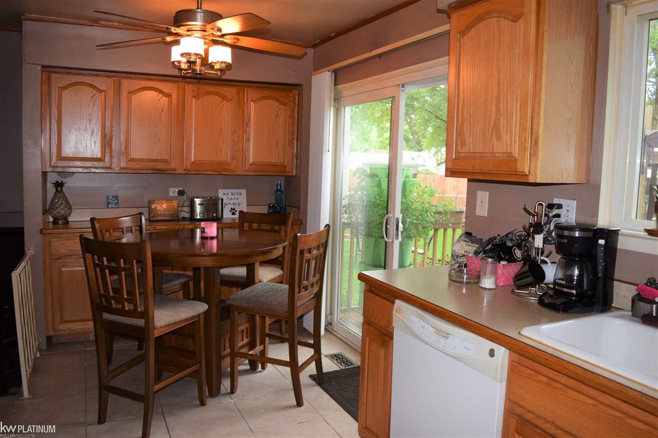 50737 Peggy Lane Chesterfield, MI 48047 - Photo 6 of 23