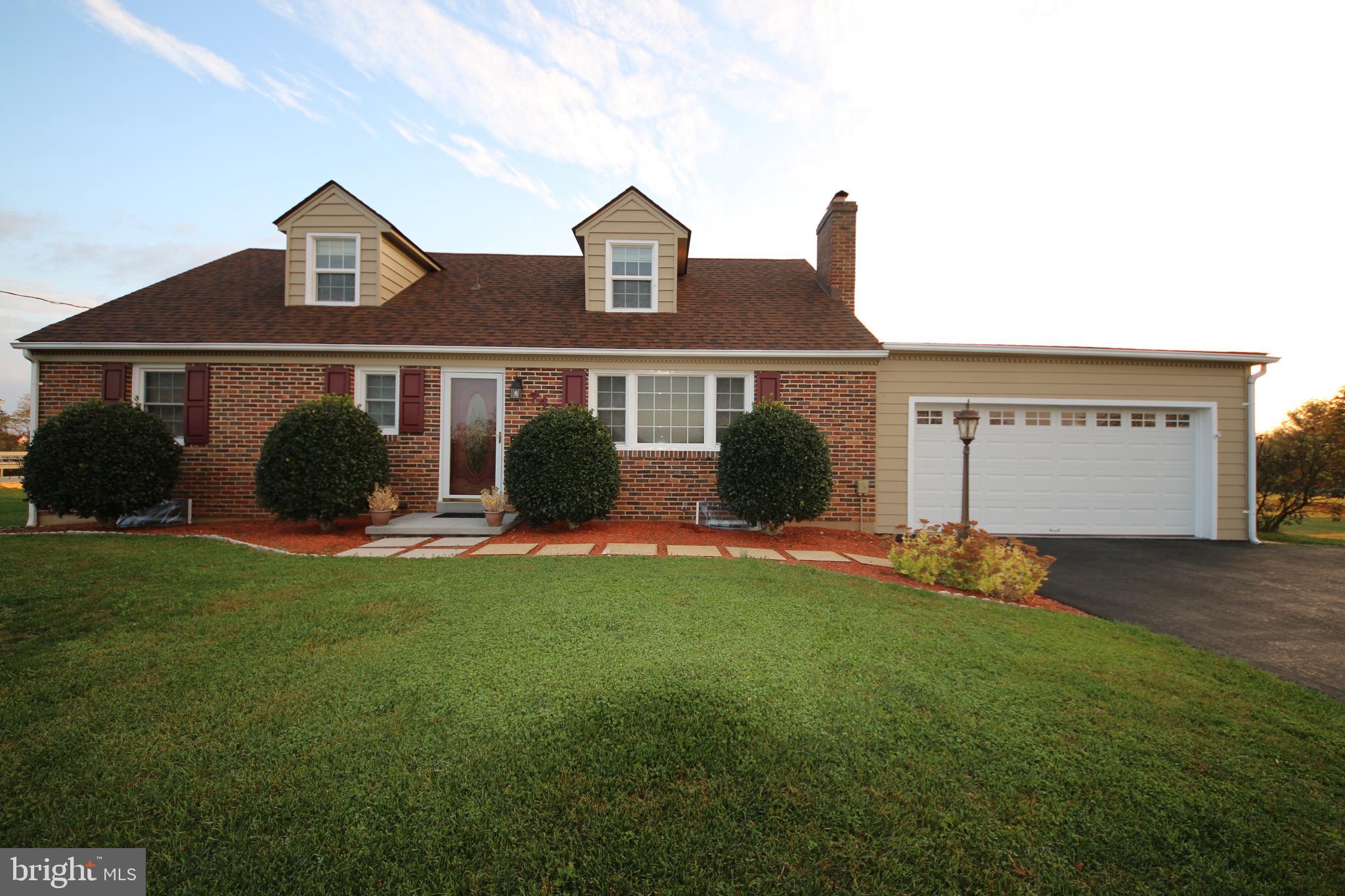 747 Redbud Road Winchester, VA 22603 - Photo 5 of 69 Gallery Image 5