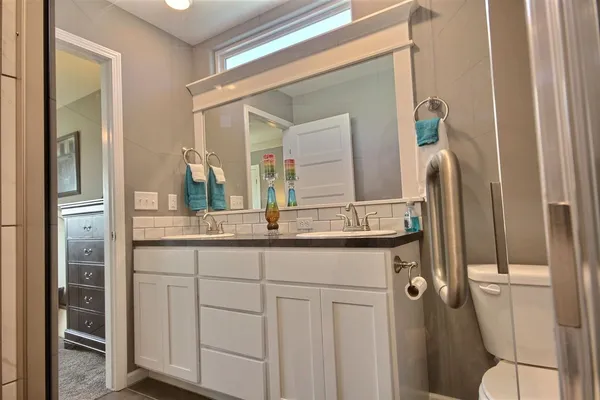 $280,600 | 1543 North Stout Court, Wichita, KS 67235