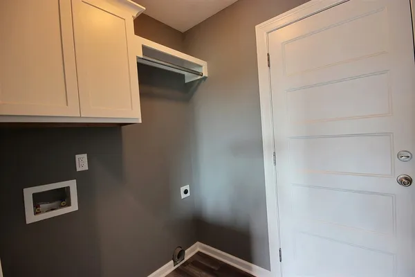 $280,600 | 1543 North Stout Court, Wichita, KS 67235