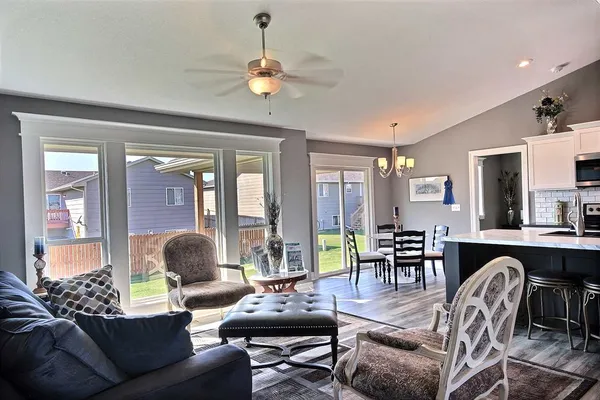 $280,600 | 1543 North Stout Court, Wichita, KS 67235