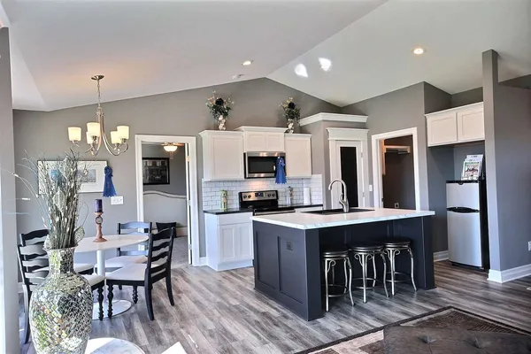 $280,600 | 1543 North Stout Court, Wichita, KS 67235