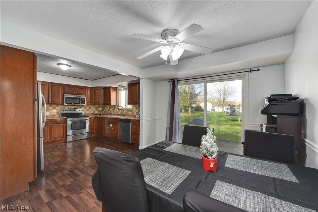 34340 Bainbridge Road North Ridgeville, OH 44039 - Photo 14 of 35