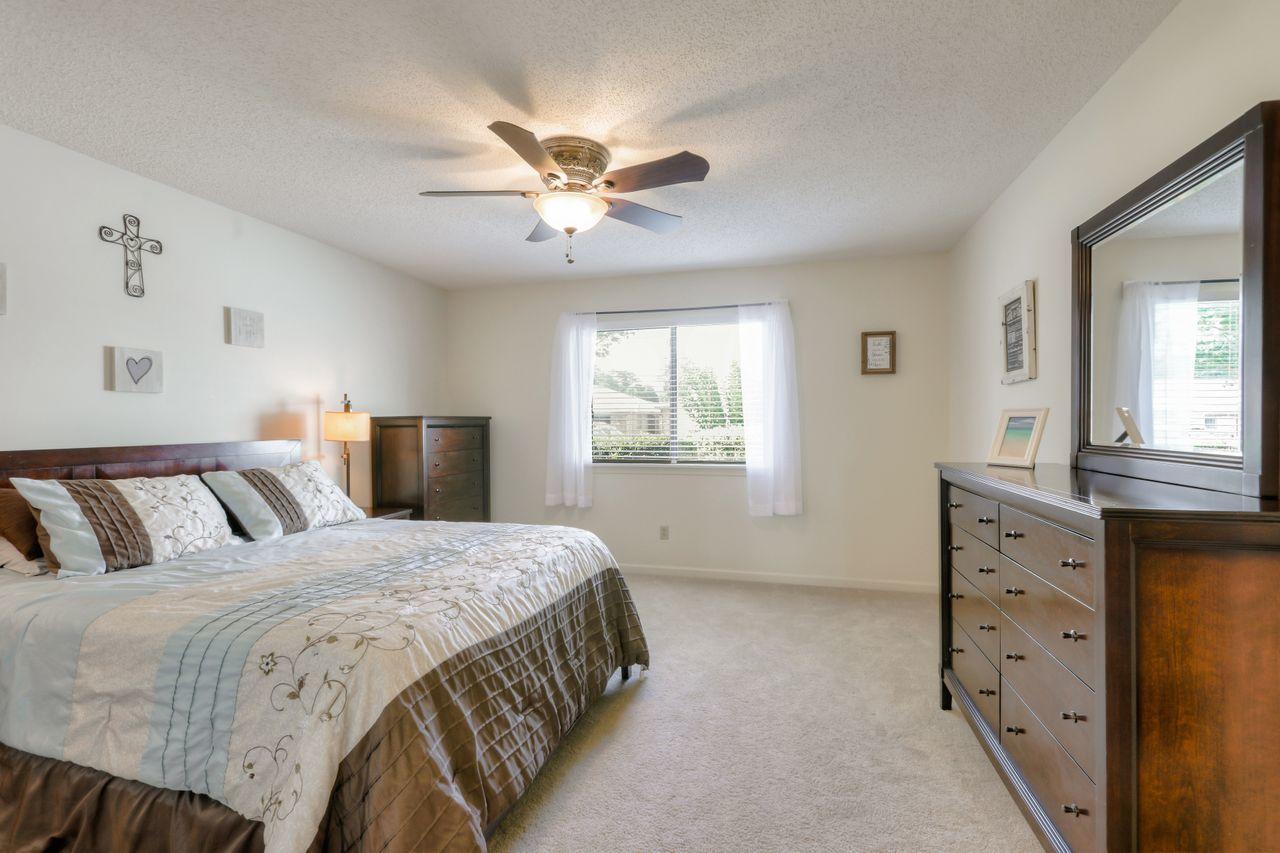 519 Springwood Way Niceville, FL 32578 - Photo 9 of 22 Master Bedroom