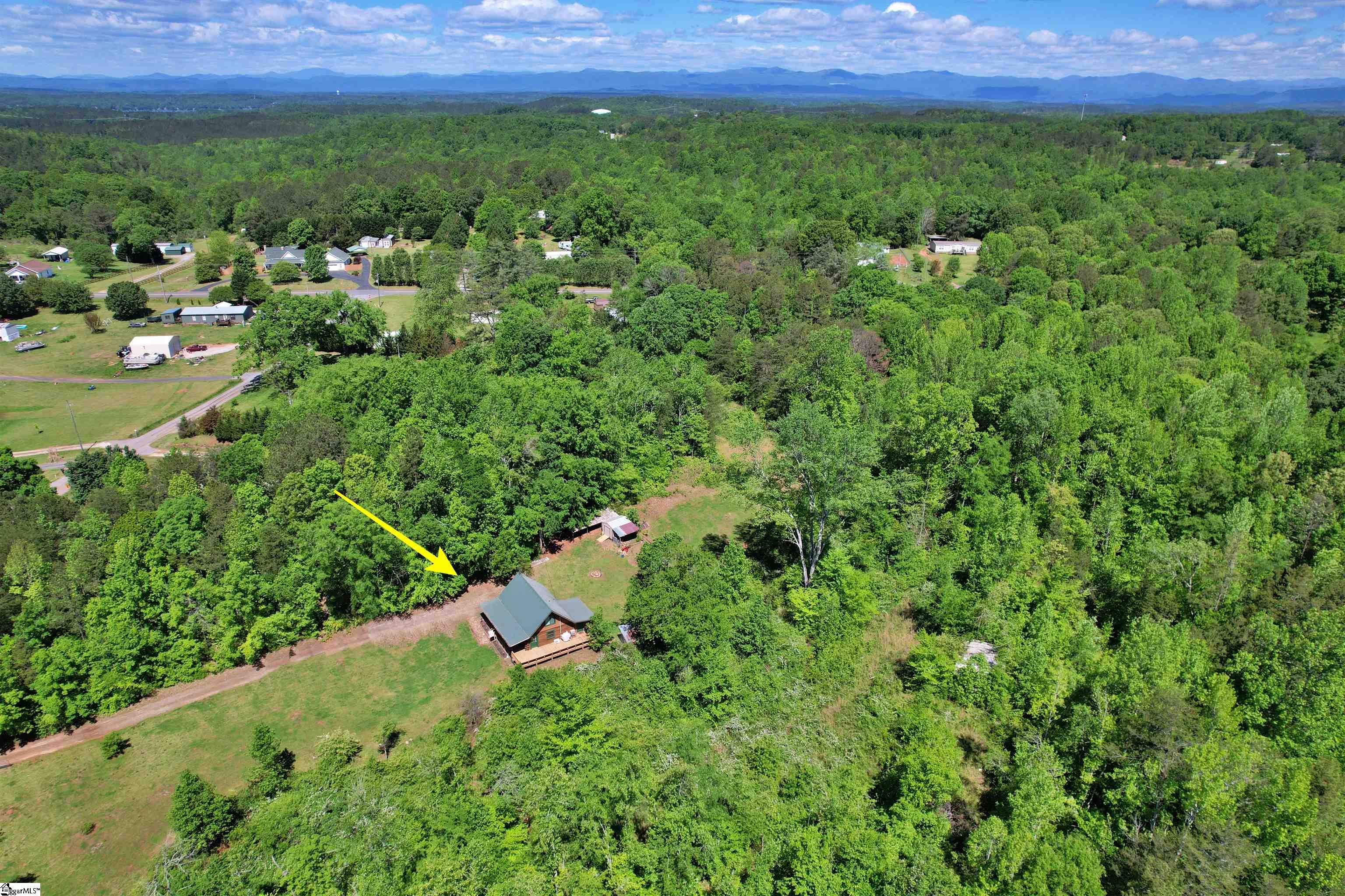 340 Griggs Road Six Mile, SC 29682 - Photo 3 of 34