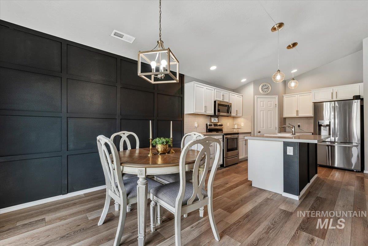 730 West Treehouse Way Kuna, ID 83634 - Photo 11 of 31 Gallery Image 11