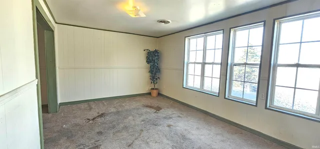 $99,900 | 1114-1116 West Illinois Street, Evansville, IN 47710