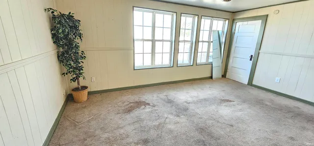 $99,900 | 1114-1116 West Illinois Street, Evansville, IN 47710